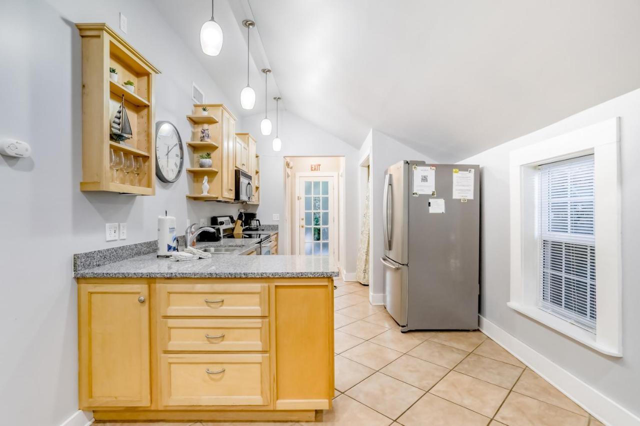 Quaint Modern Downtown Cottage St. Augustine Exterior photo